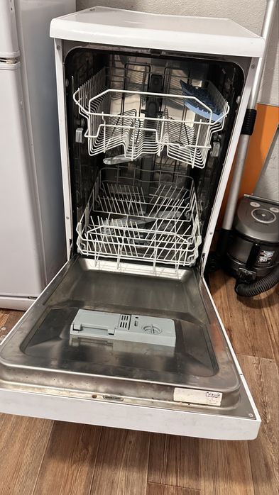 Продам посудомойку