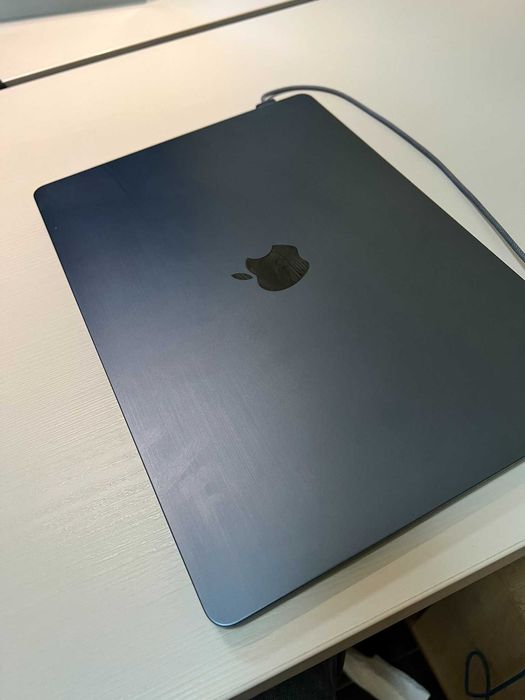 MacBook Air 15” M3, 256GB, 8GB RAM