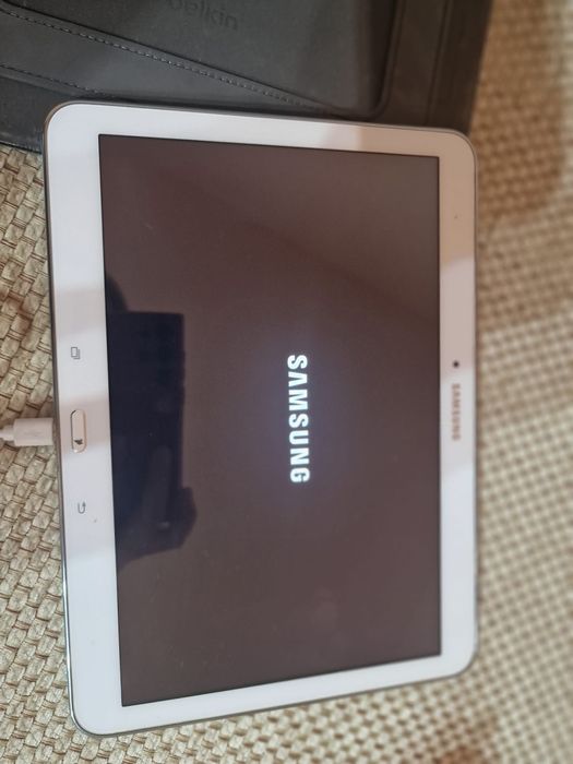 Vand tableta Samsung, stare bună