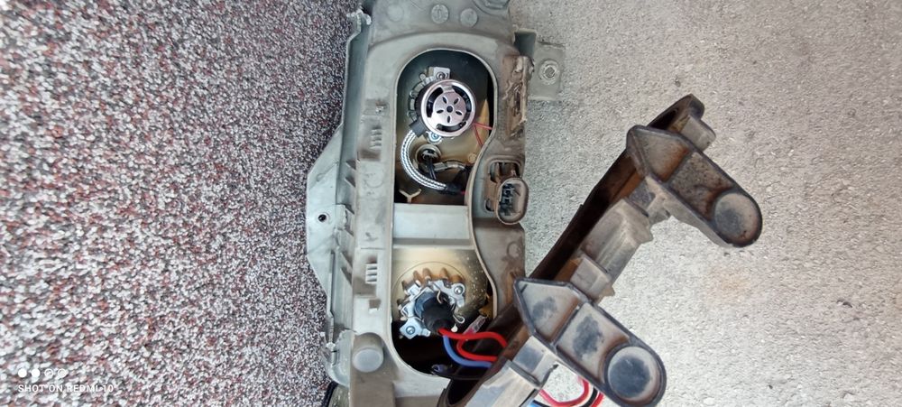 Два фара за Рено Лагуна 1