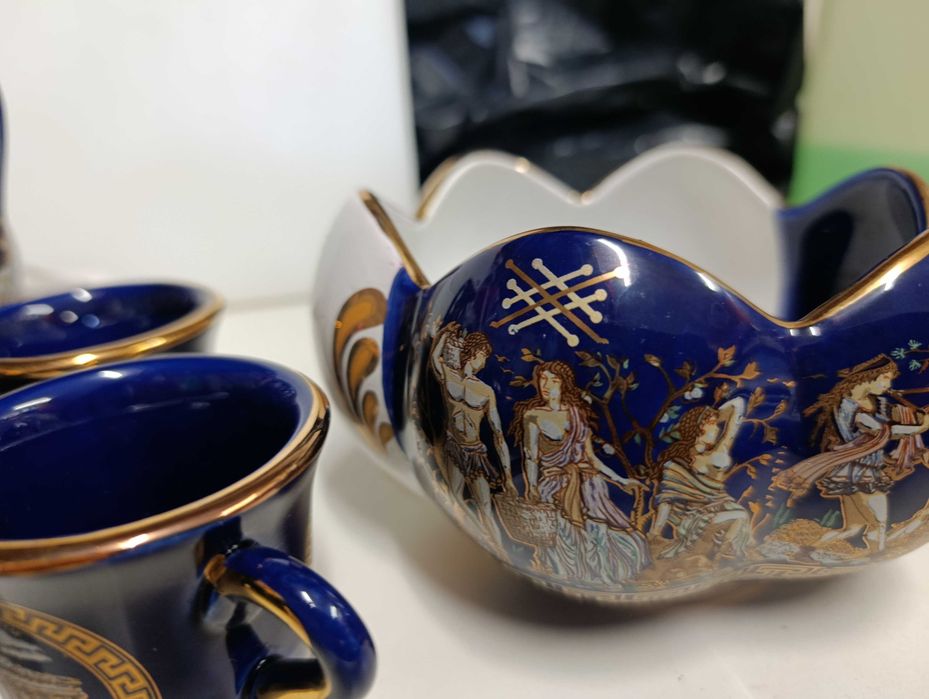 Продавам сервиз за кафе