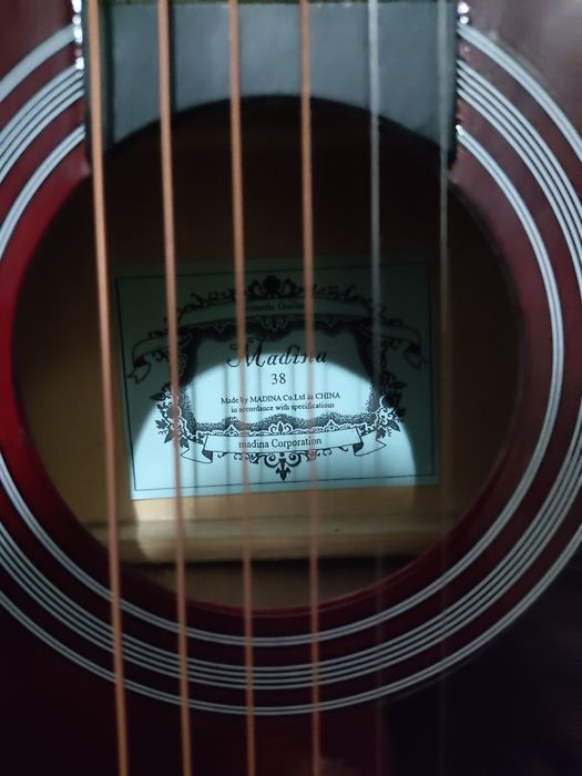 Акустическая Гитара  Madina