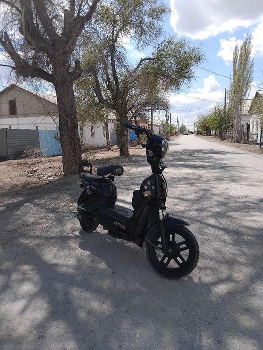 Электроскутер  Legion