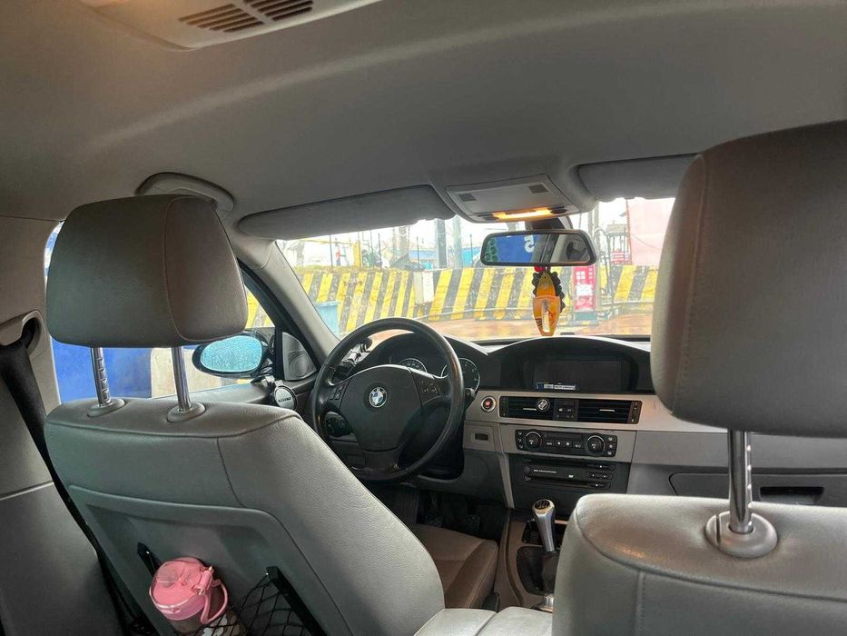 BMW E90 an 2007 stare super mecanic estetic si interior curat