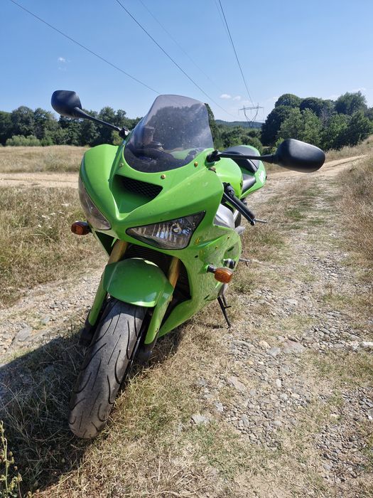 Vând Kawasaki zx6r A2 35kw