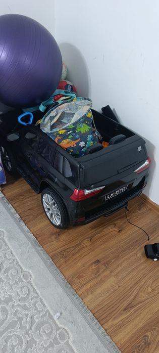 машинка детская лексус