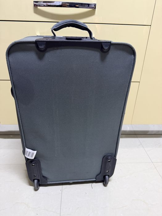 Troler mediu Airport