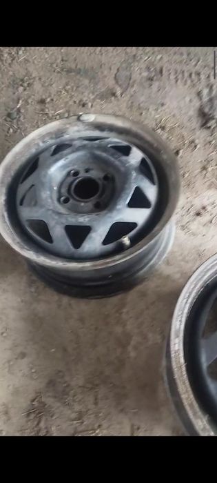 Опелдің дисклері бар екеуі 5мың теңге