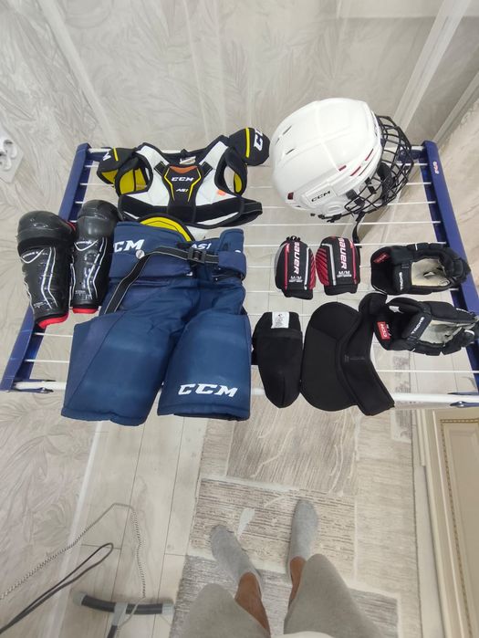 Продаю детскую хоккейную форму