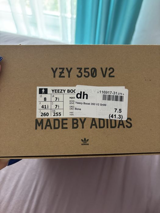 Yeezy originali albi, noi in cutie, marimea 41 1/3