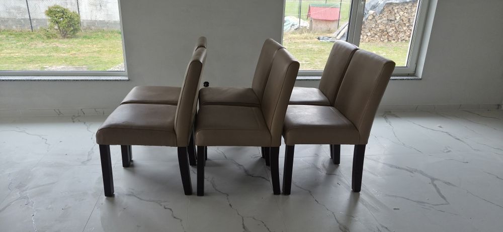 Scaune din piele crem 150 bucata