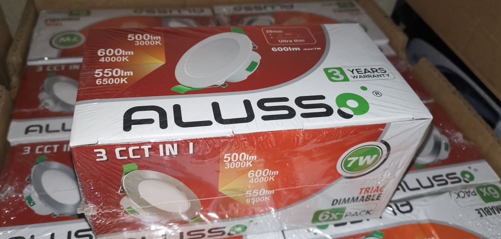 6 Броя LED Димируеми луни ALUSSO 7W бели ., 220V, IP44 регулируеми