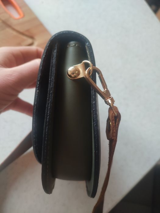 Чисто нова мини чанта, произведена в Италия!