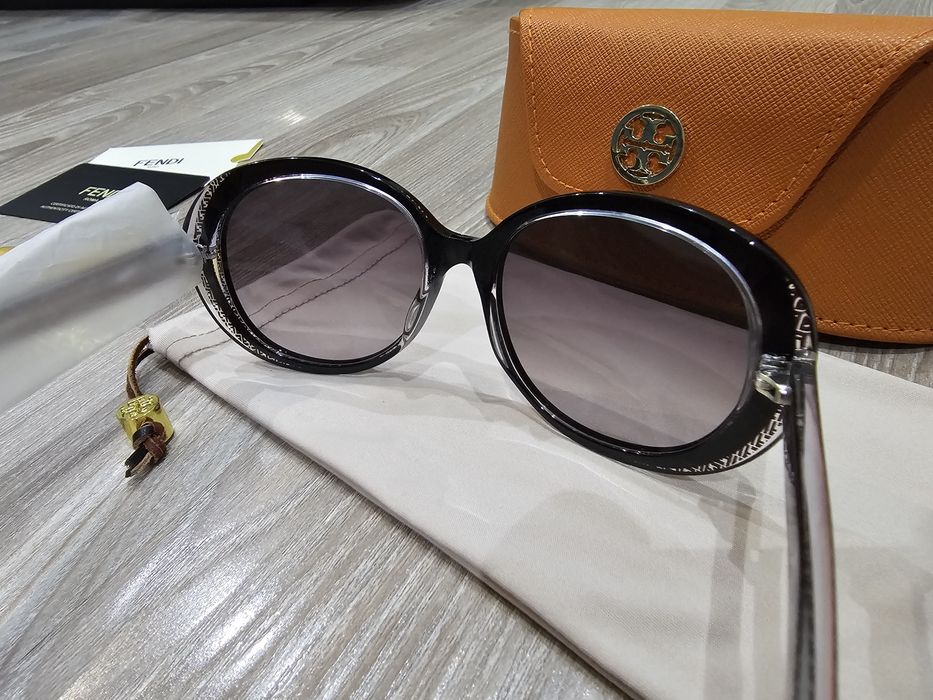 Продаётся Fendi Grey Gradient Oval женские очки + бонус!