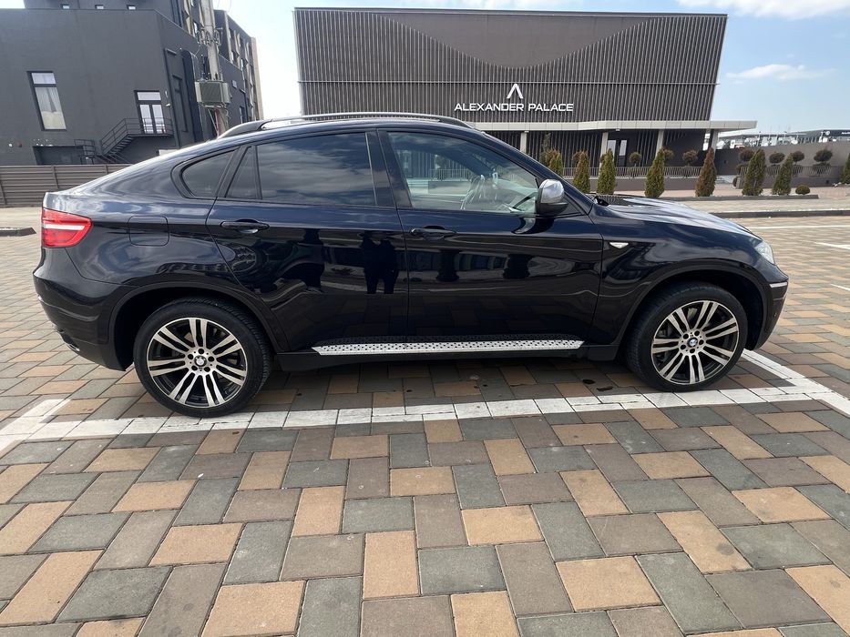 BMW X6 M50d 381CP