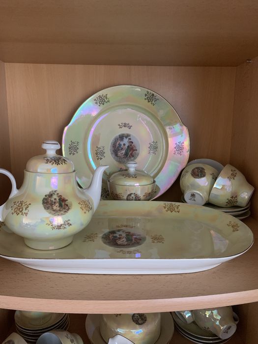 Мадонна столовый набор, сервиз