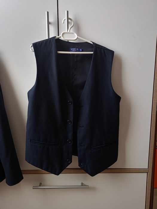 Школьные формы разные