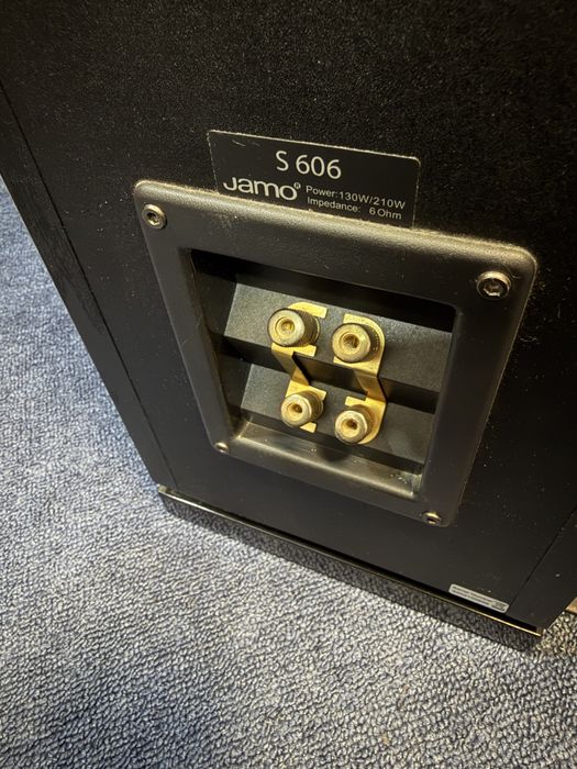 Boxe Jamo S606/130W RMS/Difz De Bas De 20Cm/Lateral/Boxe In 3 cai