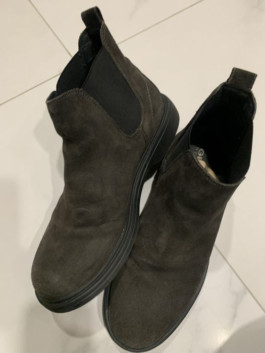 Мъжки оригинални боти GEOX  размерът е 42