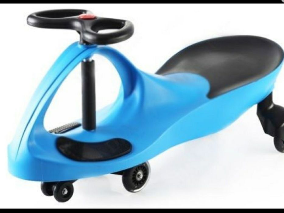 Машинка бейбикар новая