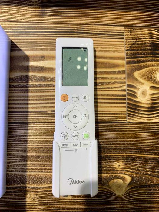 Кондиционер Midea / Konditsioner Midea Breezeless 12 000 Btu Inverter