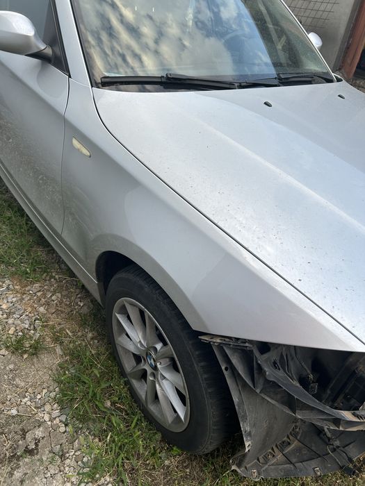 Aripa stanga aripa dreapta bmw seria 1 e81/82/87