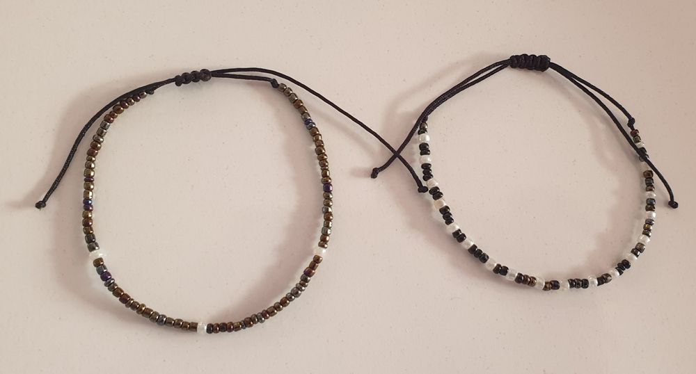 Ръчно изработени гривни на изгодни цени