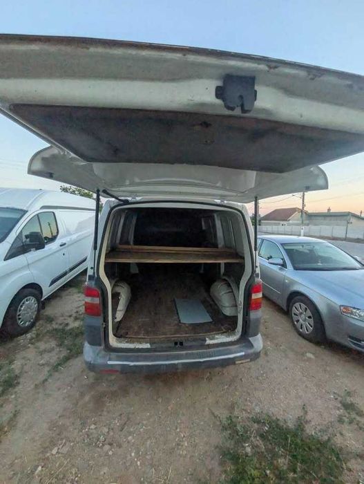 VOLKSWAGEN Transporter 2007 — imagine 3