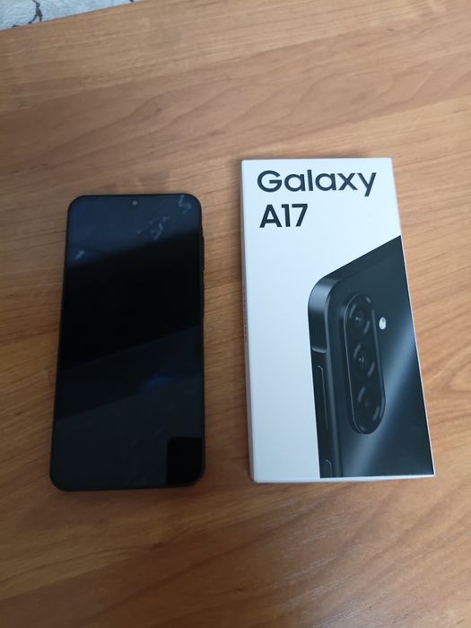 Самсунг Galaxy A17