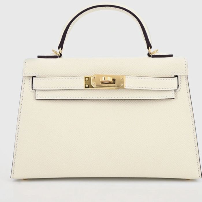 Две чанти Hermes-бяла и черна , продават се отделно