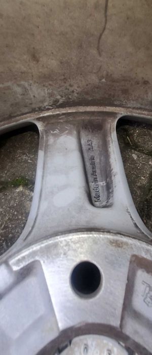 Лети джанти Ауди Q5 235/65R17