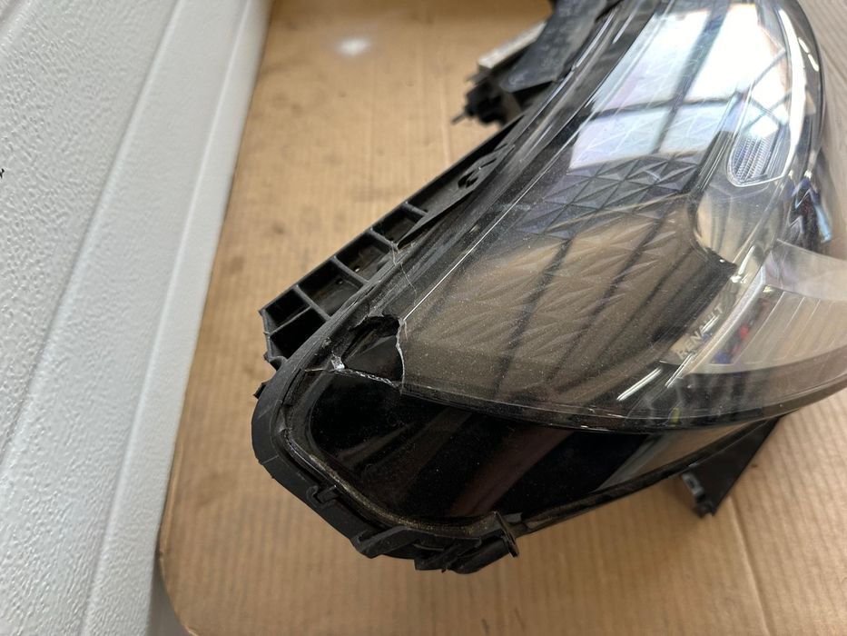 Фарове за Рено клио 2022г