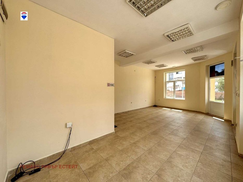 Търговски обект/ магазин под наем Кооперативен пазар, гр. Русе