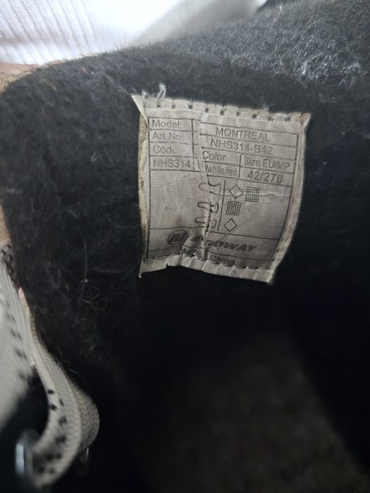 Коньки 40 и 42 размеры