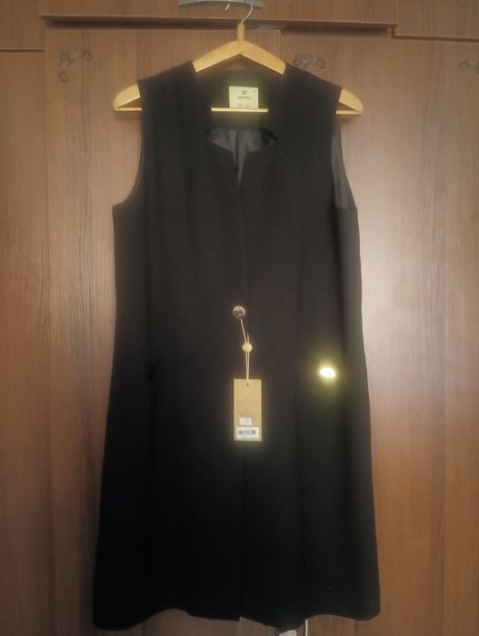 Продам удлиненную безрукавку