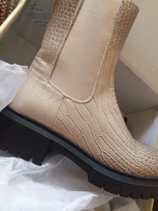 Женские полусапожки