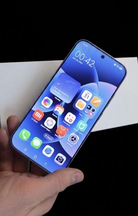 Xiaomi 17 Чисто нов
