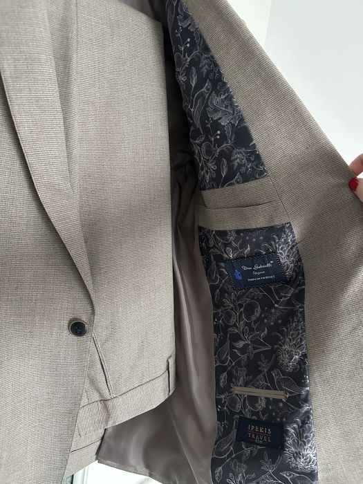 Мъжки костюм кафяво-бежов