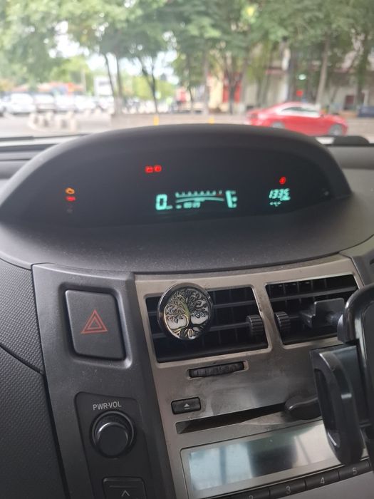 Toyota Yaris Benzină 101 cp