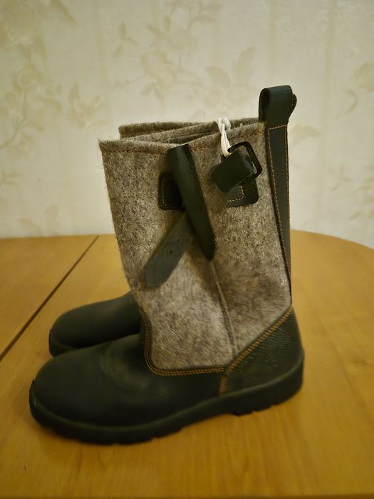 продам спец ботинка