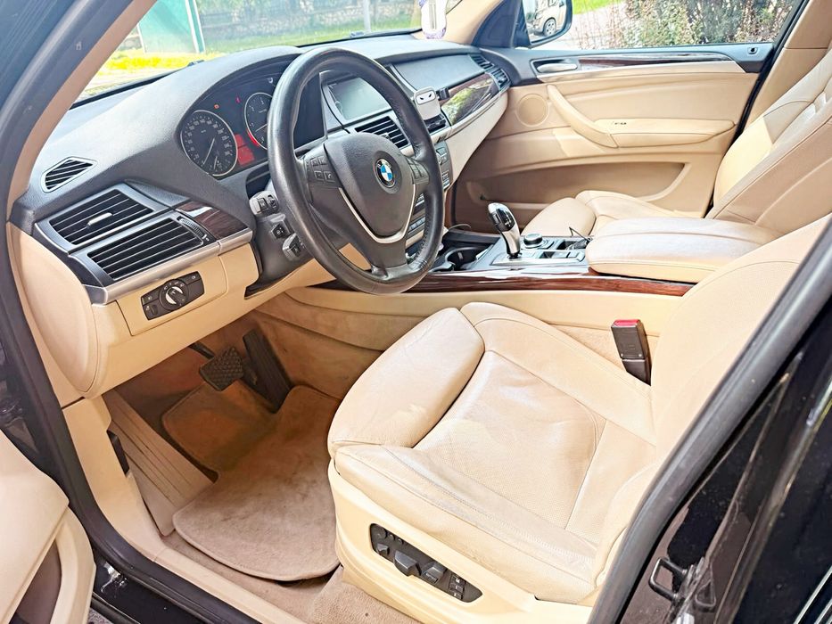 Vand / Schimb cu auto mai ieftin ! BMW X5 3.0 d Euro 5 2011