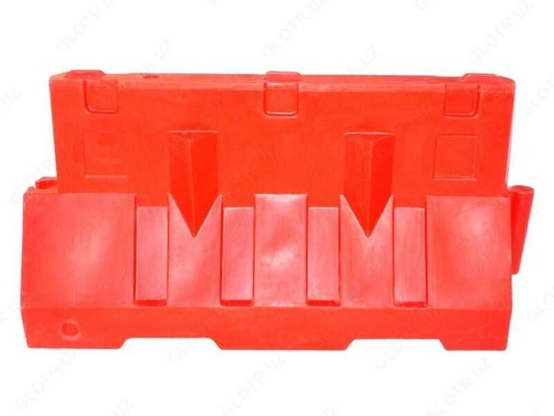 Дорожный знак / дорожный барьер / дорожный конус