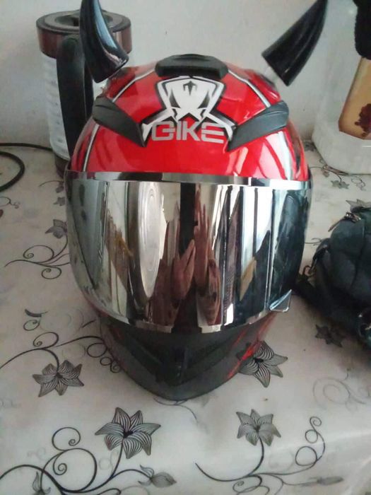 Продаётся Шлемы новые