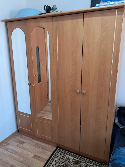 Спальный гарнитур