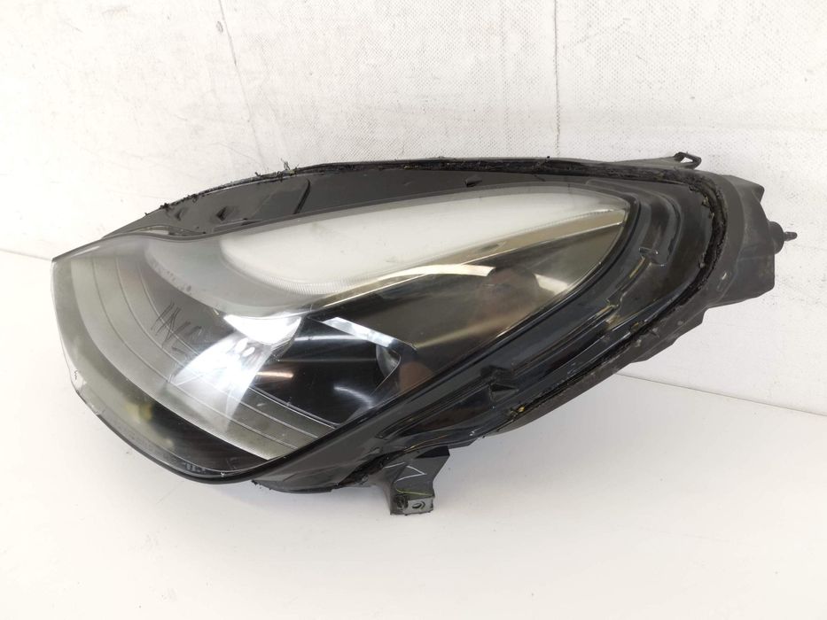 Ляв Led фар / Лев Led фар Tesla Model 3/Y Оригинален Повреден