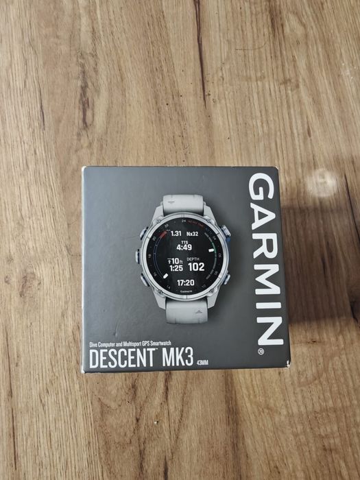 Смарт часовник Garmin Descent MK3