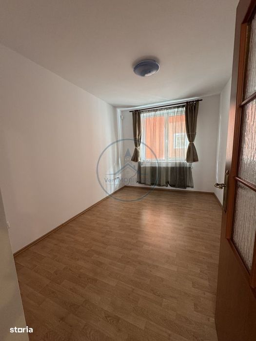 Casa D+P+E, 1000mp teren de vanzare | Zona Calea Moldovei