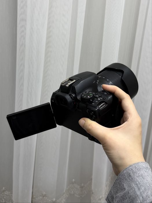 Фотоаппарат canon 850d