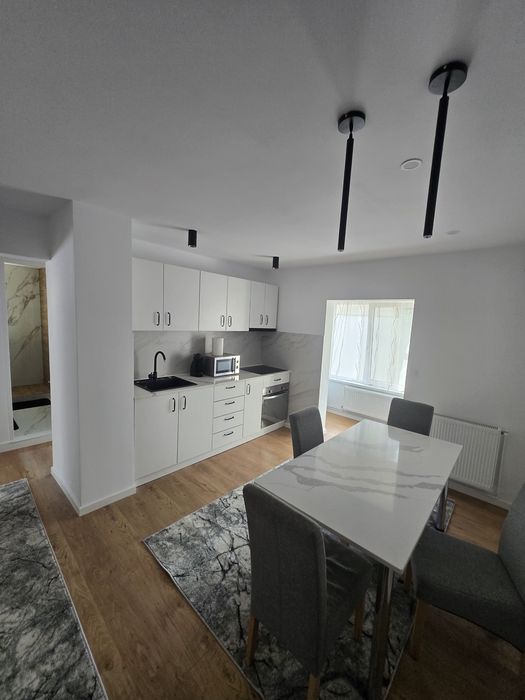 „Apartament 2 camere, recent renovat, complet mobilat și utilat – Regele Ferdinand, Baia Mare