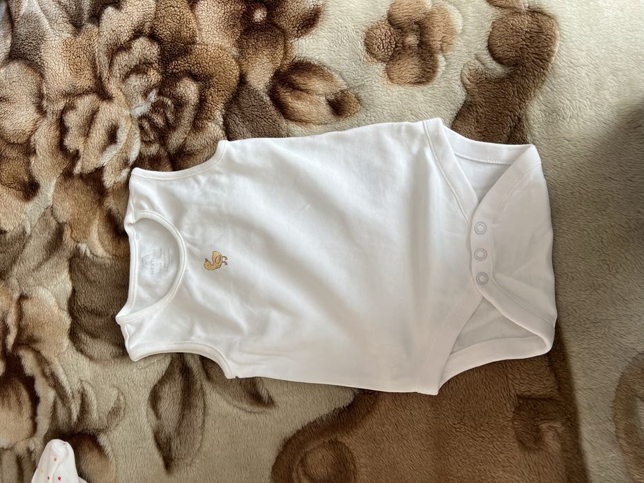 Боди детские цвет белый